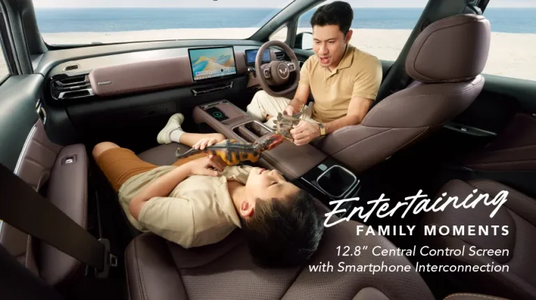 imgi_14_Entertaining Family Moments