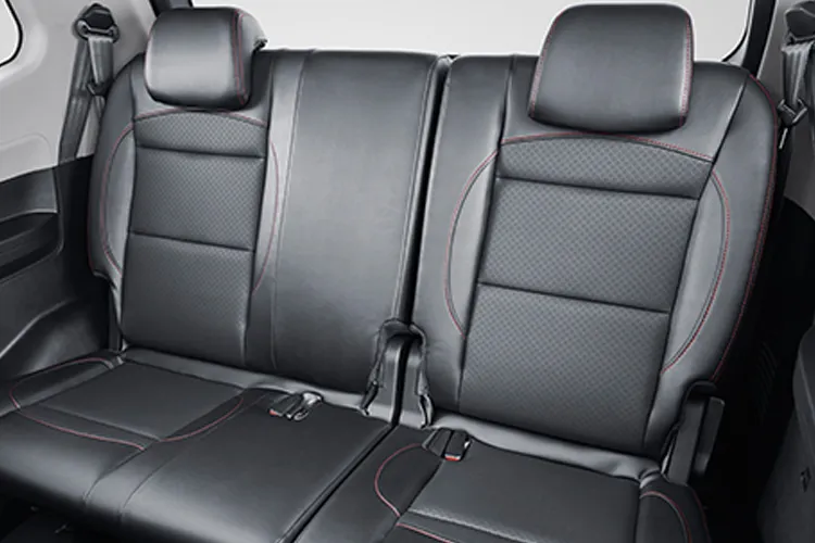 SEATBELT UNTIL THIRD ROW